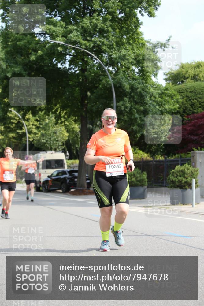 15.06.2025 - REWE Women's Run Jannik Wohlers http://msf.ph/oto/7947678 15.06.2025 09:46:03 Laufen 10342 meine-sportfotos.de