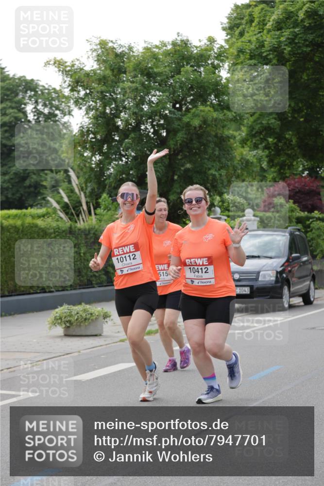 15.06.2025 - REWE Women's Run Jannik Wohlers http://msf.ph/oto/7947701 15.06.2025 08:30:33 Laufen 10112, 515, 10412, 1043 meine-sportfotos.de