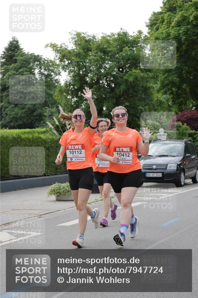 15.06.2025 - REWE Women's Run Jannik Wohlers http://msf.ph/oto/7947724 15.06.2025 08:30:33 Laufen 10112, 10, 10412, 1043 meine-sportfotos.de