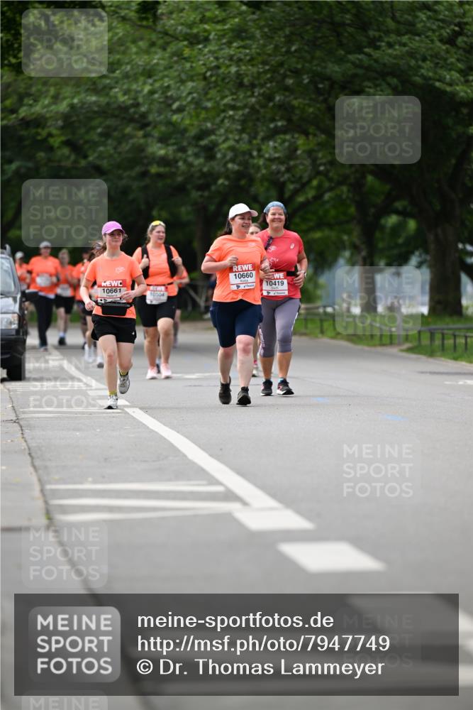 15.06.2025 - REWE Women's Run Dr. Thomas Lammeyer http://msf.ph/oto/7947749 15.06.2025 09:24:25 Laufen 10660, 10419, 10661, 10504 meine-sportfotos.de