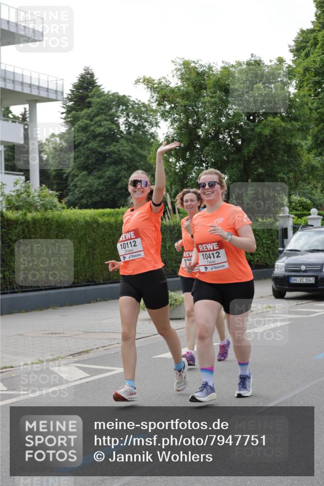 15.06.2025 - REWE Women's Run Jannik Wohlers http://msf.ph/oto/7947751 15.06.2025 08:30:34 Laufen 10112, 105, 10412, 1043 meine-sportfotos.de