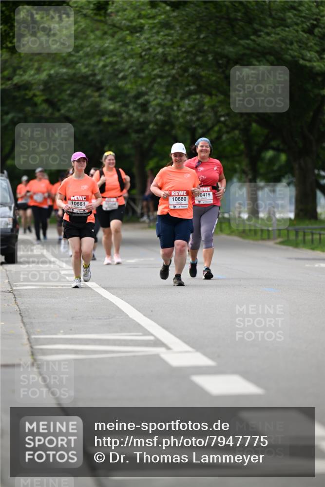 15.06.2025 - REWE Women's Run Dr. Thomas Lammeyer http://msf.ph/oto/7947775 15.06.2025 09:24:26 Laufen 10661, 0419, 10660 meine-sportfotos.de