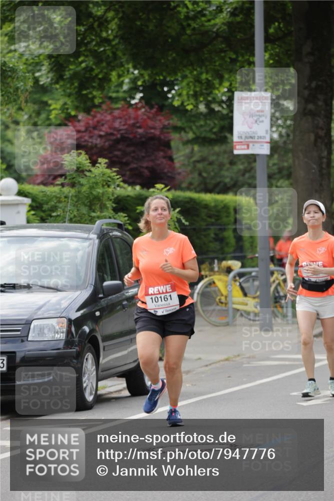 15.06.2025 - REWE Women's Run Jannik Wohlers http://msf.ph/oto/7947776 15.06.2025 08:30:36 Laufen 3, 10161, 15, 2825 meine-sportfotos.de