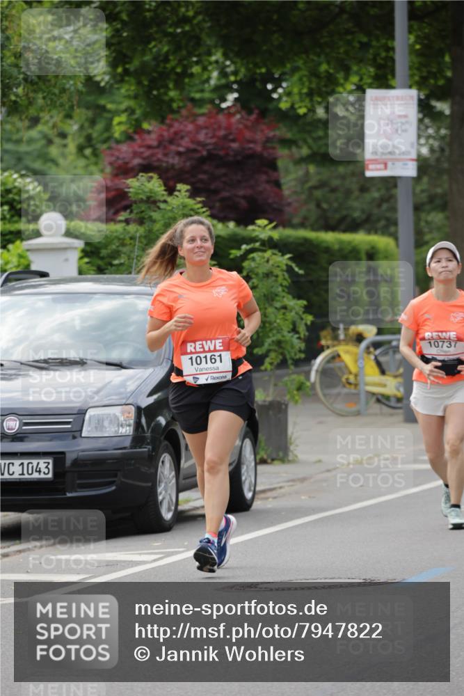 15.06.2025 - REWE Women's Run Jannik Wohlers http://msf.ph/oto/7947822 15.06.2025 08:30:36 Laufen 1043, 10161, 10737 meine-sportfotos.de