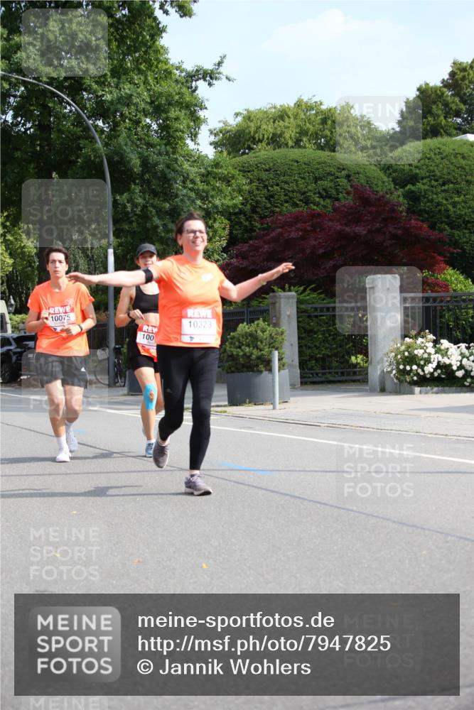 15.06.2025 - REWE Women's Run Jannik Wohlers http://msf.ph/oto/7947825 15.06.2025 09:46:12 Laufen 10075, 100, 10323 meine-sportfotos.de