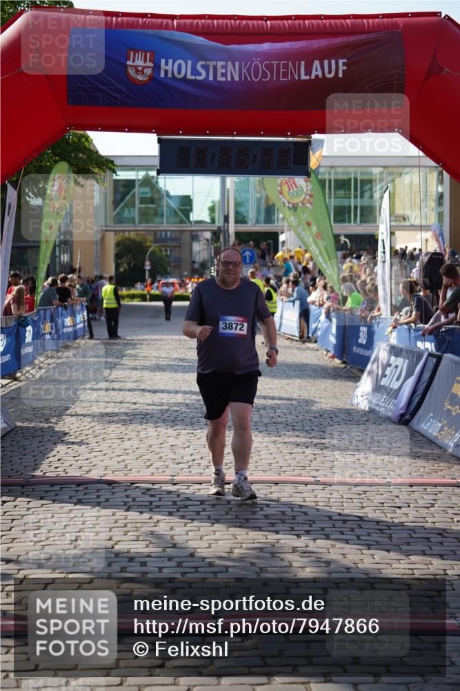 13.06.2025 - Holstenköstenlauf Felixshl http://msf.ph/oto/7947866 13.06.2025 18:15:48 Laufen 3856, 3872 meine-sportfotos.de