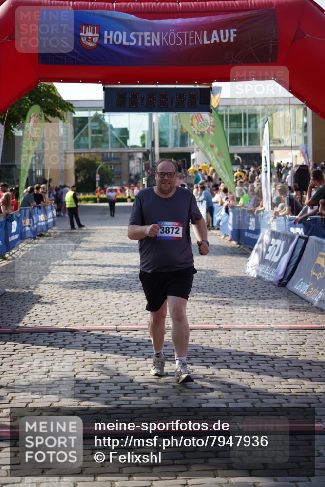 13.06.2025 - Holstenköstenlauf Felixshl http://msf.ph/oto/7947936 13.06.2025 18:15:49 Laufen 3856, 3872 meine-sportfotos.de
