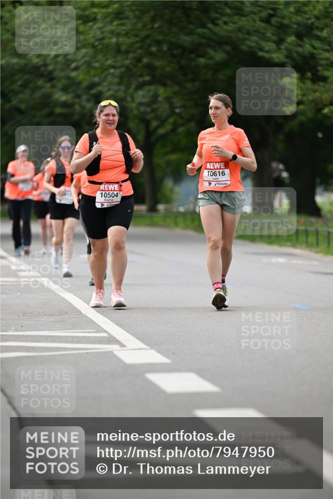 15.06.2025 - REWE Women's Run Dr. Thomas Lammeyer http://msf.ph/oto/7947950 15.06.2025 09:24:34 Laufen 10616, 10504 meine-sportfotos.de