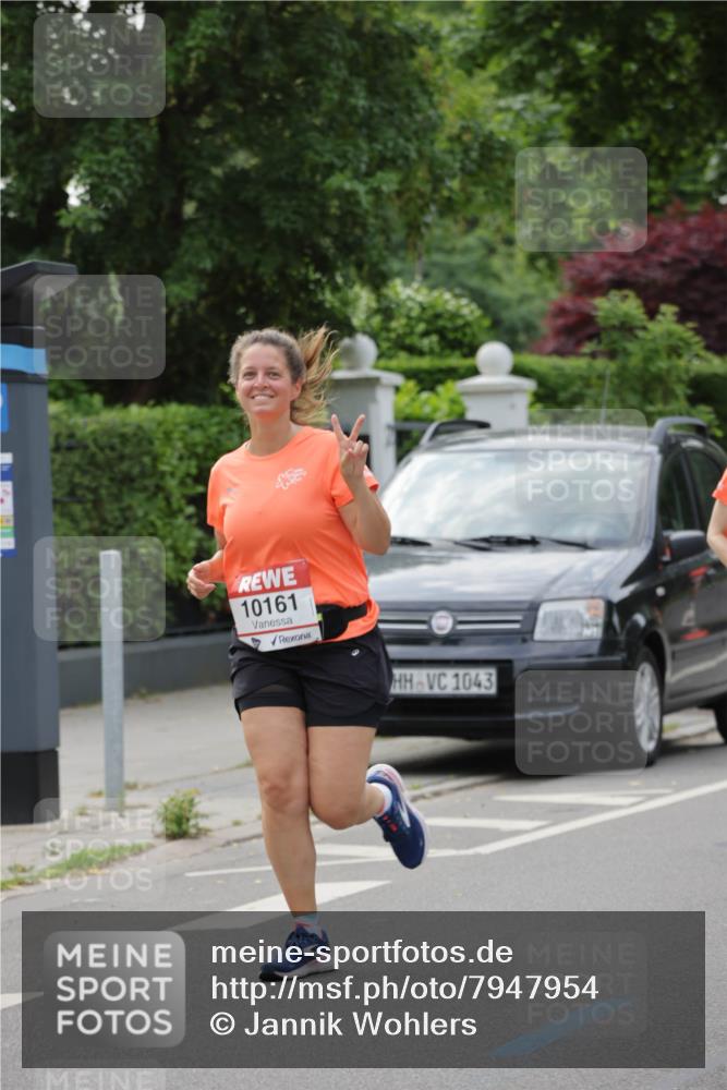 15.06.2025 - REWE Women's Run Jannik Wohlers http://msf.ph/oto/7947954 15.06.2025 08:30:38 Laufen 10161, 1043 meine-sportfotos.de