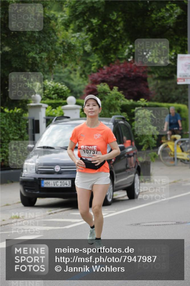 15.06.2025 - REWE Women's Run Jannik Wohlers http://msf.ph/oto/7947987 15.06.2025 08:30:40 Laufen 1043, 10737 meine-sportfotos.de