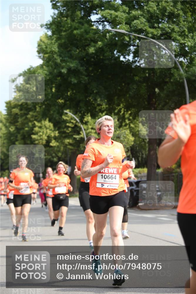 15.06.2025 - REWE Women's Run Jannik Wohlers http://msf.ph/oto/7948075 15.06.2025 09:46:26 Laufen 10664 meine-sportfotos.de