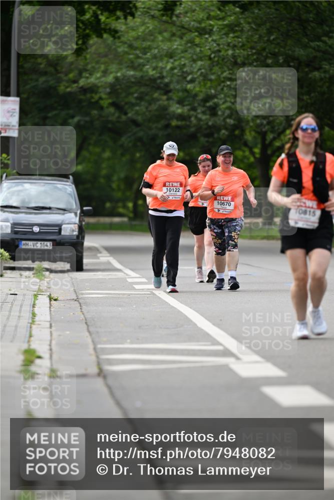 15.06.2025 - REWE Women's Run Dr. Thomas Lammeyer http://msf.ph/oto/7948082 15.06.2025 09:24:40 Laufen 1043, 10122, 10670, 815 meine-sportfotos.de