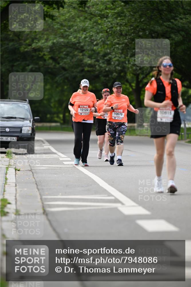 15.06.2025 - REWE Women's Run Dr. Thomas Lammeyer http://msf.ph/oto/7948086 15.06.2025 09:24:40 Laufen 1043, 10122, 08, 10670, 10015 meine-sportfotos.de