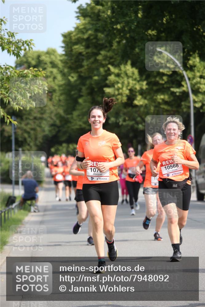 15.06.2025 - REWE Women's Run Jannik Wohlers http://msf.ph/oto/7948092 15.06.2025 09:46:27 Laufen 107, 10, 10568 meine-sportfotos.de