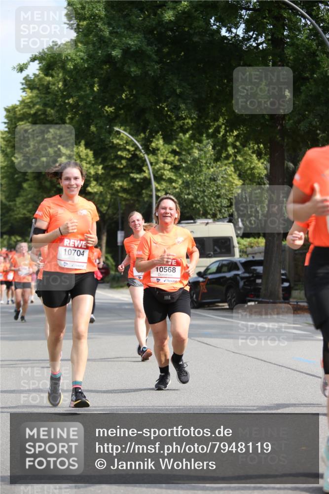 15.06.2025 - REWE Women's Run Jannik Wohlers http://msf.ph/oto/7948119 15.06.2025 09:46:28 Laufen 10704, 10568 meine-sportfotos.de