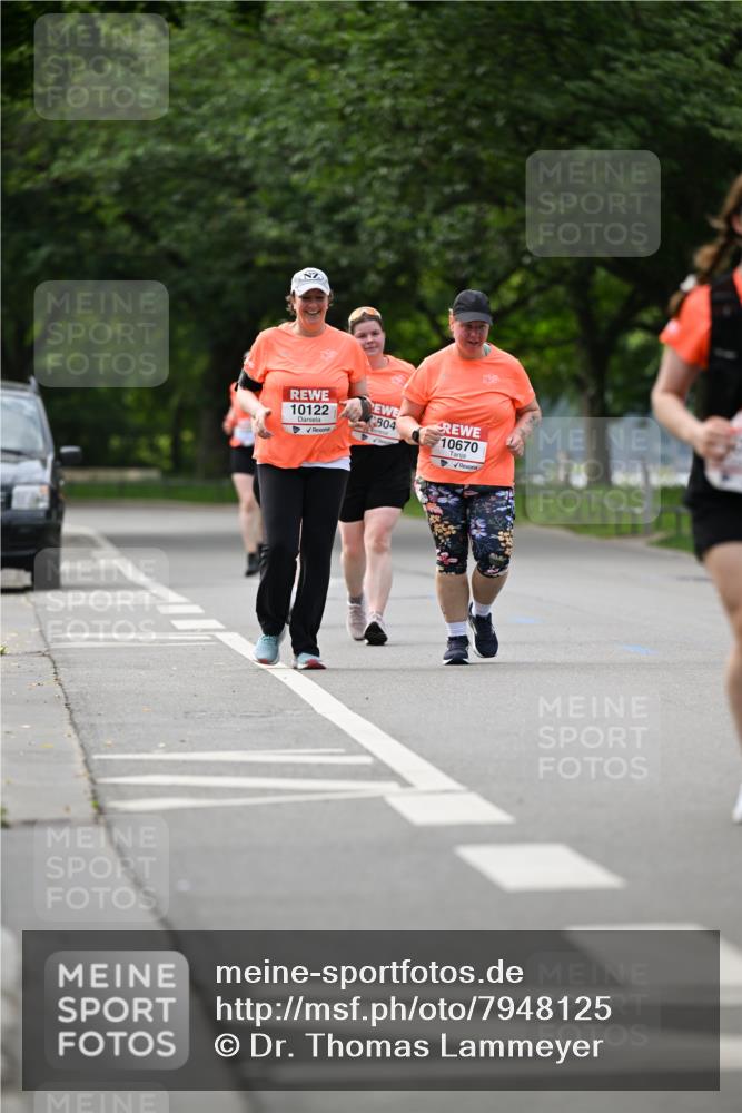 15.06.2025 - REWE Women's Run Dr. Thomas Lammeyer http://msf.ph/oto/7948125 15.06.2025 09:24:42 Laufen 10122, 804, 10670 meine-sportfotos.de