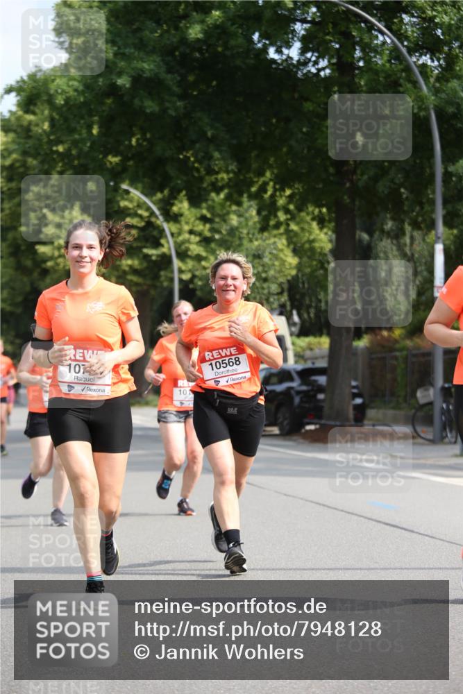 15.06.2025 - REWE Women's Run Jannik Wohlers http://msf.ph/oto/7948128 15.06.2025 09:46:28 Laufen 10, 101, 10568 meine-sportfotos.de