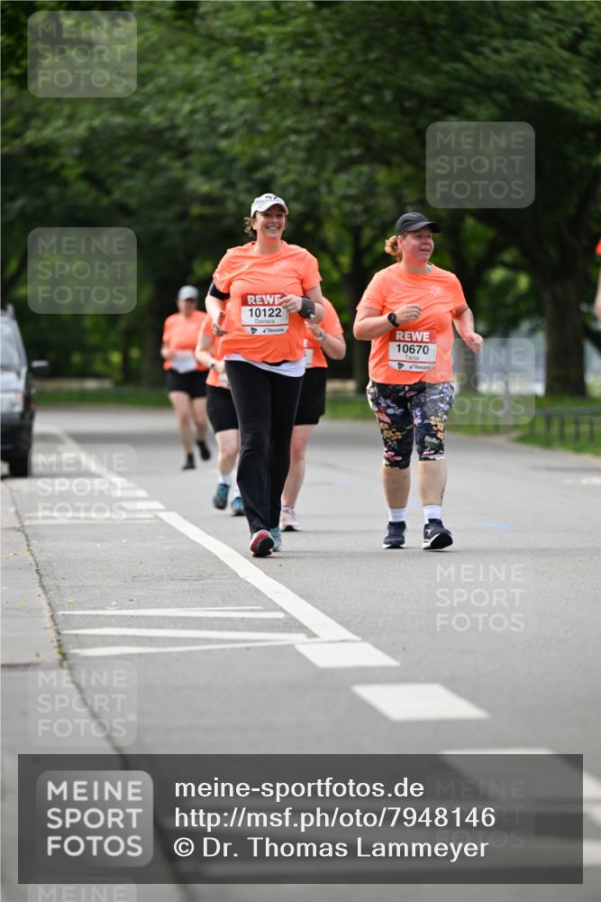 15.06.2025 - REWE Women's Run Dr. Thomas Lammeyer http://msf.ph/oto/7948146 15.06.2025 09:24:43 Laufen 10122, 10670 meine-sportfotos.de