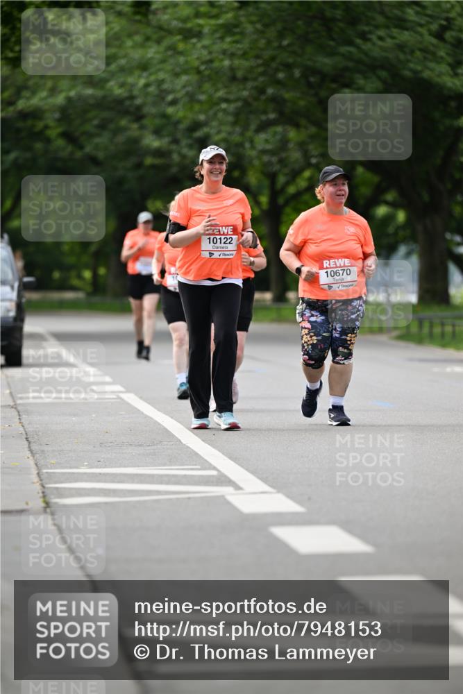 15.06.2025 - REWE Women's Run Dr. Thomas Lammeyer http://msf.ph/oto/7948153 15.06.2025 09:24:44 Laufen 10122, 10670 meine-sportfotos.de