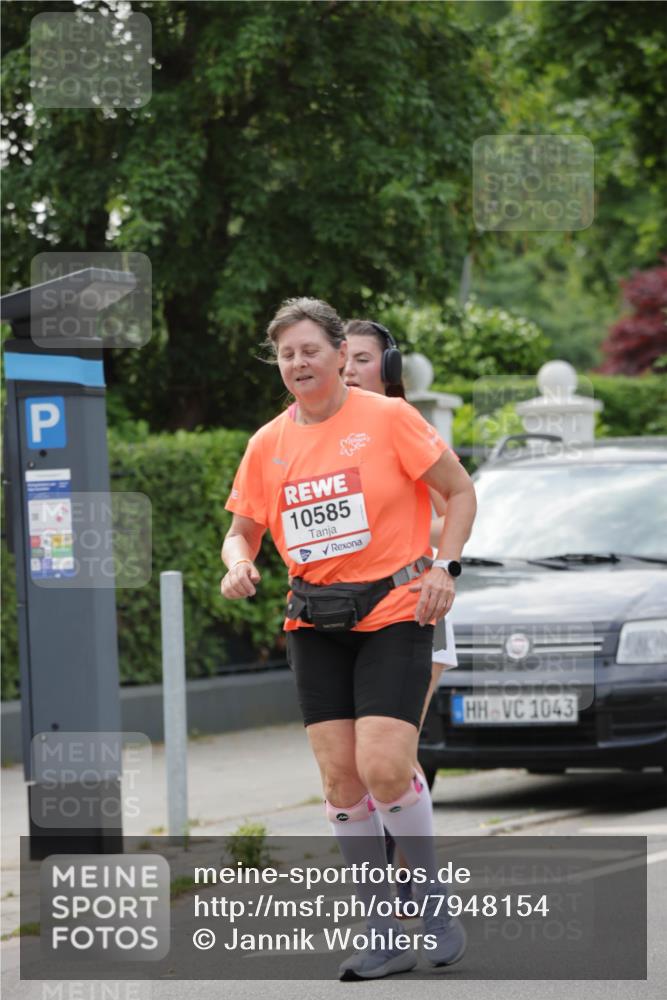 15.06.2025 - REWE Women's Run Jannik Wohlers http://msf.ph/oto/7948154 15.06.2025 08:30:50 Laufen 10585, 1043 meine-sportfotos.de