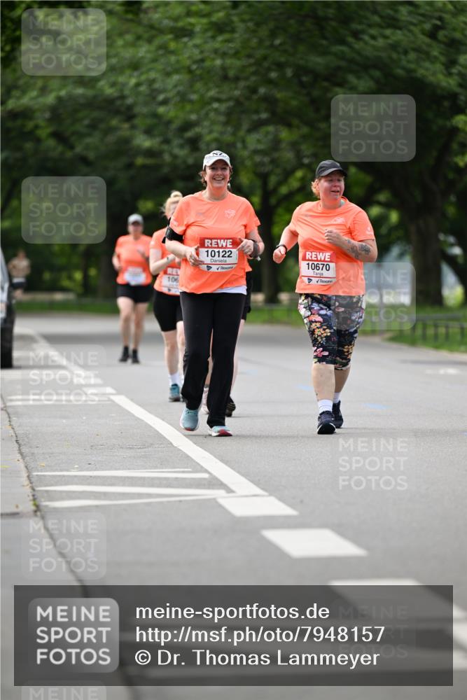 15.06.2025 - REWE Women's Run Dr. Thomas Lammeyer http://msf.ph/oto/7948157 15.06.2025 09:24:44 Laufen 106, 10122, 10670 meine-sportfotos.de