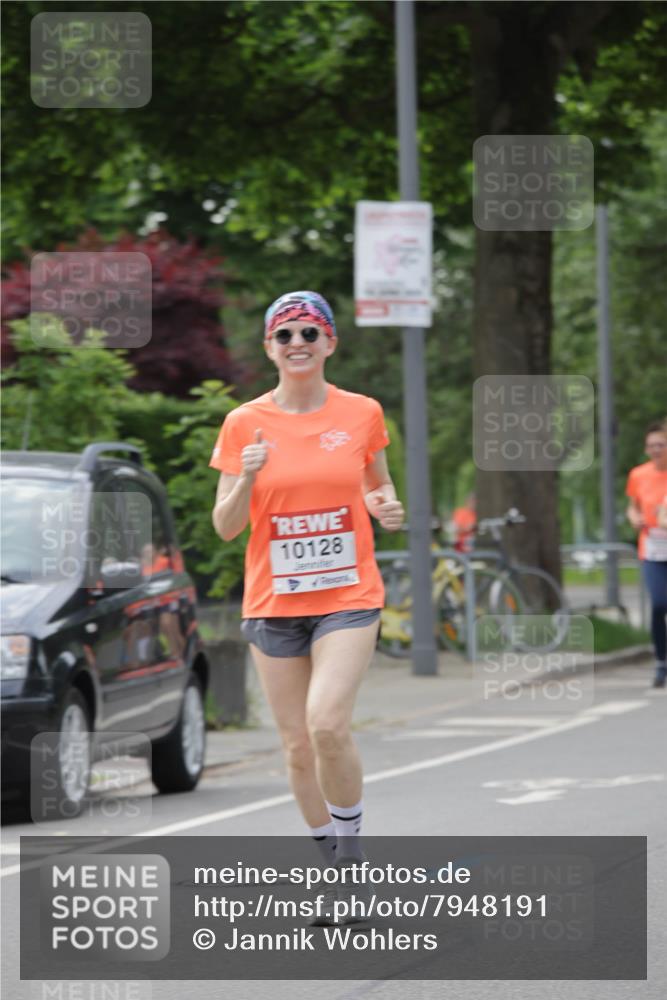 15.06.2025 - REWE Women's Run Jannik Wohlers http://msf.ph/oto/7948191 15.06.2025 08:30:52 Laufen 10128 meine-sportfotos.de