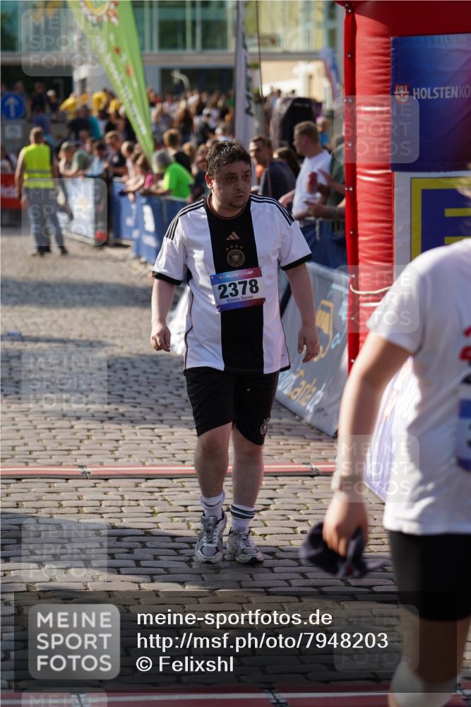 13.06.2025 - Holstenköstenlauf Felixshl http://msf.ph/oto/7948203 13.06.2025 18:16:17 Laufen 2378, 3593 meine-sportfotos.de