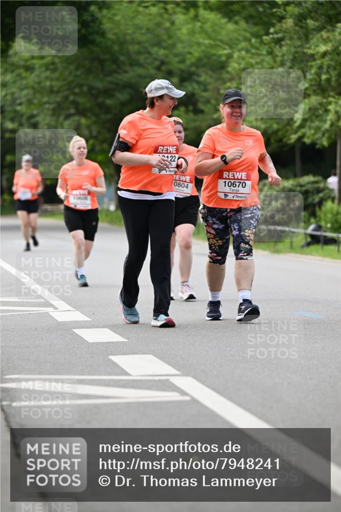 15.06.2025 - REWE Women's Run Dr. Thomas Lammeyer http://msf.ph/oto/7948241 15.06.2025 09:24:48 Laufen 122, 10670, 0804 meine-sportfotos.de