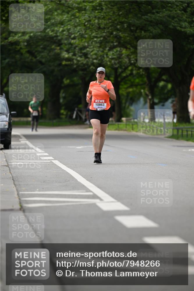 15.06.2025 - REWE Women's Run Dr. Thomas Lammeyer http://msf.ph/oto/7948266 15.06.2025 09:24:51 Laufen 10863 meine-sportfotos.de
