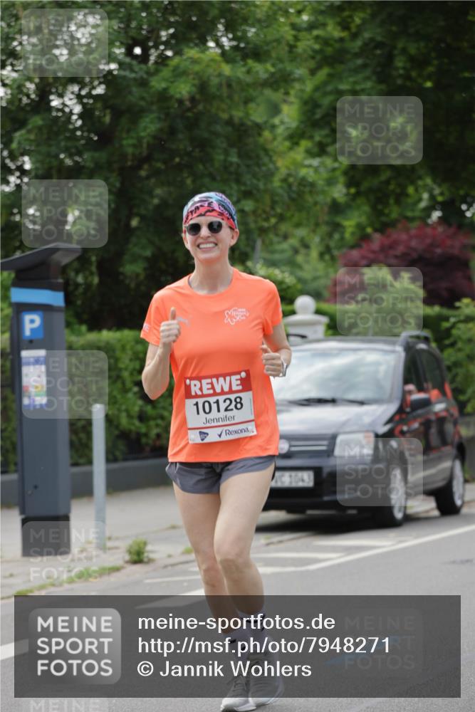 15.06.2025 - REWE Women's Run Jannik Wohlers http://msf.ph/oto/7948271 15.06.2025 08:30:54 Laufen 10128, 1043 meine-sportfotos.de