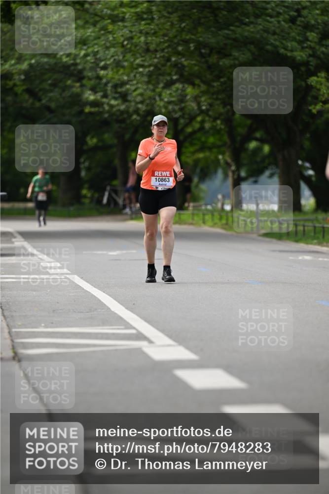 15.06.2025 - REWE Women's Run Dr. Thomas Lammeyer http://msf.ph/oto/7948283 15.06.2025 09:24:52 Laufen 10863 meine-sportfotos.de
