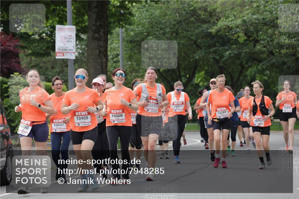 15.06.2025 - REWE Women's Run Jannik Wohlers http://msf.ph/oto/7948285 15.06.2025 08:30:58 Laufen 15, 2025, 10350, 10257, 10405, 24, 10509, 107, 0347, 10811, 10285, 10, 1026, 10800 meine-sportfotos.de