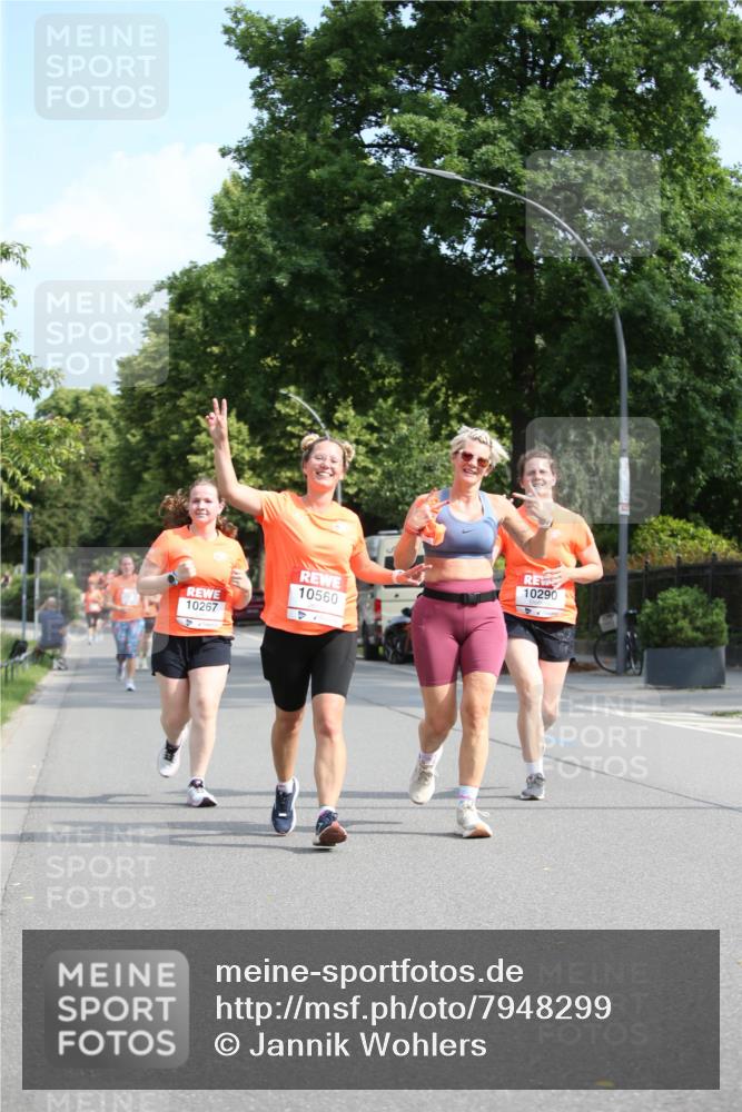 15.06.2025 - REWE Women's Run Jannik Wohlers http://msf.ph/oto/7948299 15.06.2025 09:46:43 Laufen 10290, 10560, 10267 meine-sportfotos.de