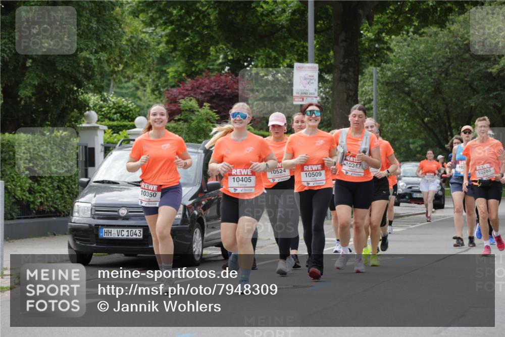 15.06.2025 - REWE Women's Run Jannik Wohlers http://msf.ph/oto/7948309 15.06.2025 08:30:59 Laufen 10350, 10405, 1043, 15, 2025, 10524, 10509, 10347, 10, 10195, 10285 meine-sportfotos.de
