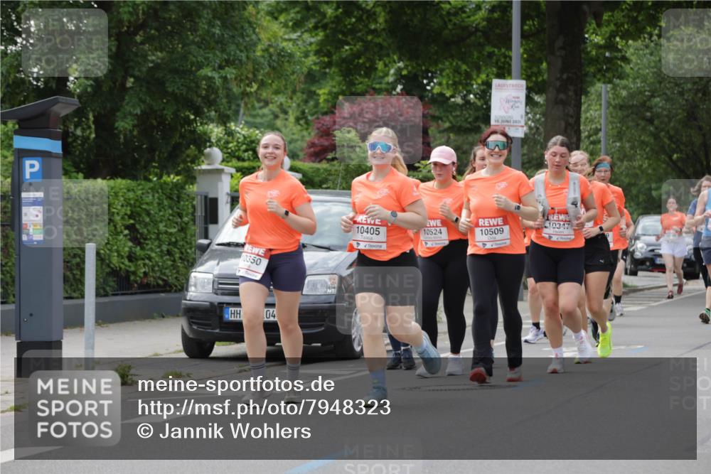 15.06.2025 - REWE Women's Run Jannik Wohlers http://msf.ph/oto/7948323 15.06.2025 08:31:00 Laufen 40, 10350, 04, 15, 20251, 10405, 10524, 10509, 10347, 10195 meine-sportfotos.de