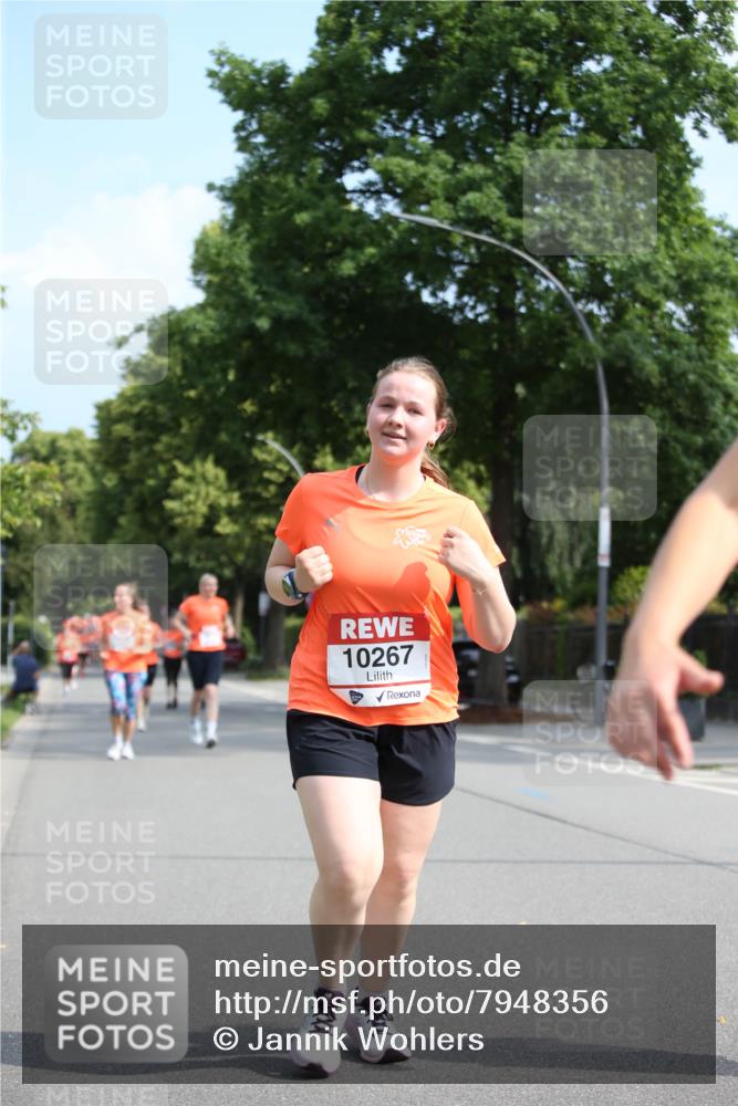 15.06.2025 - REWE Women's Run Jannik Wohlers http://msf.ph/oto/7948356 15.06.2025 09:46:45 Laufen 10267 meine-sportfotos.de