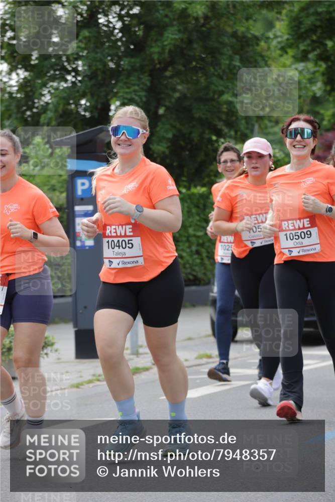 15.06.2025 - REWE Women's Run Jannik Wohlers http://msf.ph/oto/7948357 15.06.2025 08:31:02 Laufen 30, 10405, 05, 1025, 10509 meine-sportfotos.de