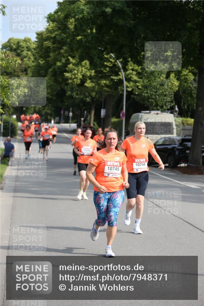 15.06.2025 - REWE Women's Run Jannik Wohlers http://msf.ph/oto/7948371 15.06.2025 09:46:48 Laufen 10263, 10768, 10745 meine-sportfotos.de