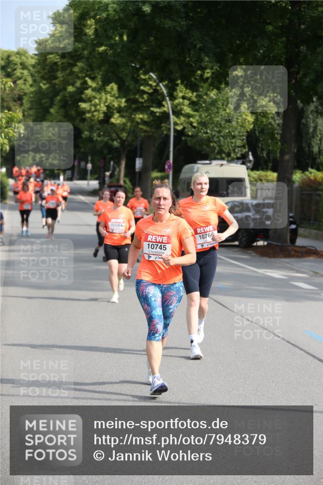 15.06.2025 - REWE Women's Run Jannik Wohlers http://msf.ph/oto/7948379 15.06.2025 09:46:49 Laufen 10768, 10745 meine-sportfotos.de