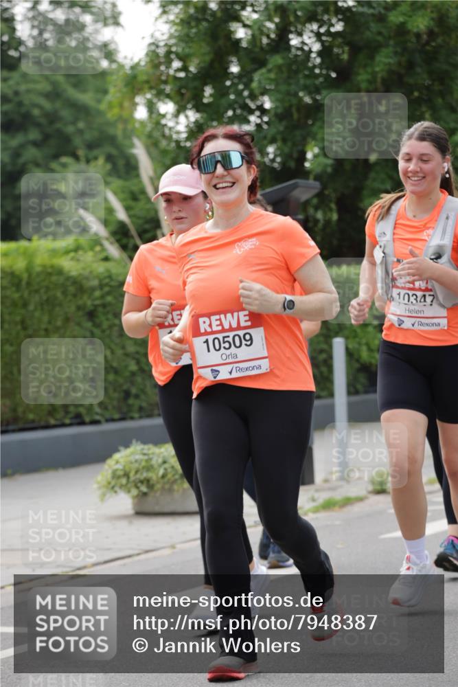 15.06.2025 - REWE Women's Run Jannik Wohlers http://msf.ph/oto/7948387 15.06.2025 08:31:03 Laufen 10509, 10347 meine-sportfotos.de