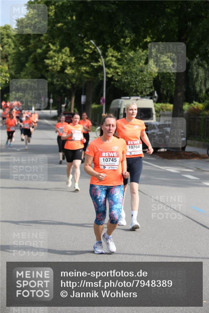 15.06.2025 - REWE Women's Run Jannik Wohlers http://msf.ph/oto/7948389 15.06.2025 09:46:49 Laufen 10745, 10768 meine-sportfotos.de