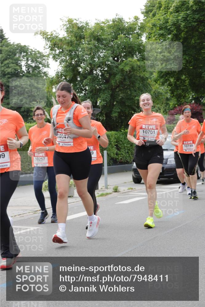 15.06.2025 - REWE Women's Run Jannik Wohlers http://msf.ph/oto/7948411 15.06.2025 08:31:04 Laufen 09, 10257, 00, 9, 10701, 10749 meine-sportfotos.de
