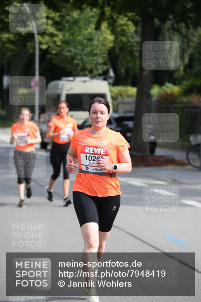 15.06.2025 - REWE Women's Run Jannik Wohlers http://msf.ph/oto/7948419 15.06.2025 09:46:52 Laufen 1026 meine-sportfotos.de