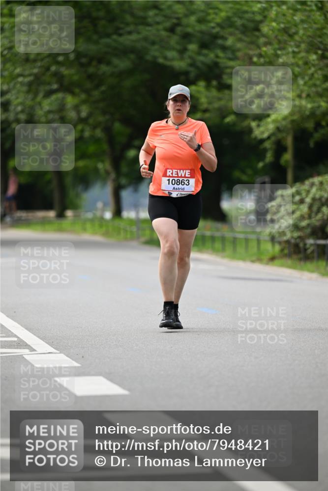 15.06.2025 - REWE Women's Run Dr. Thomas Lammeyer http://msf.ph/oto/7948421 15.06.2025 09:24:56 Laufen 10863 meine-sportfotos.de