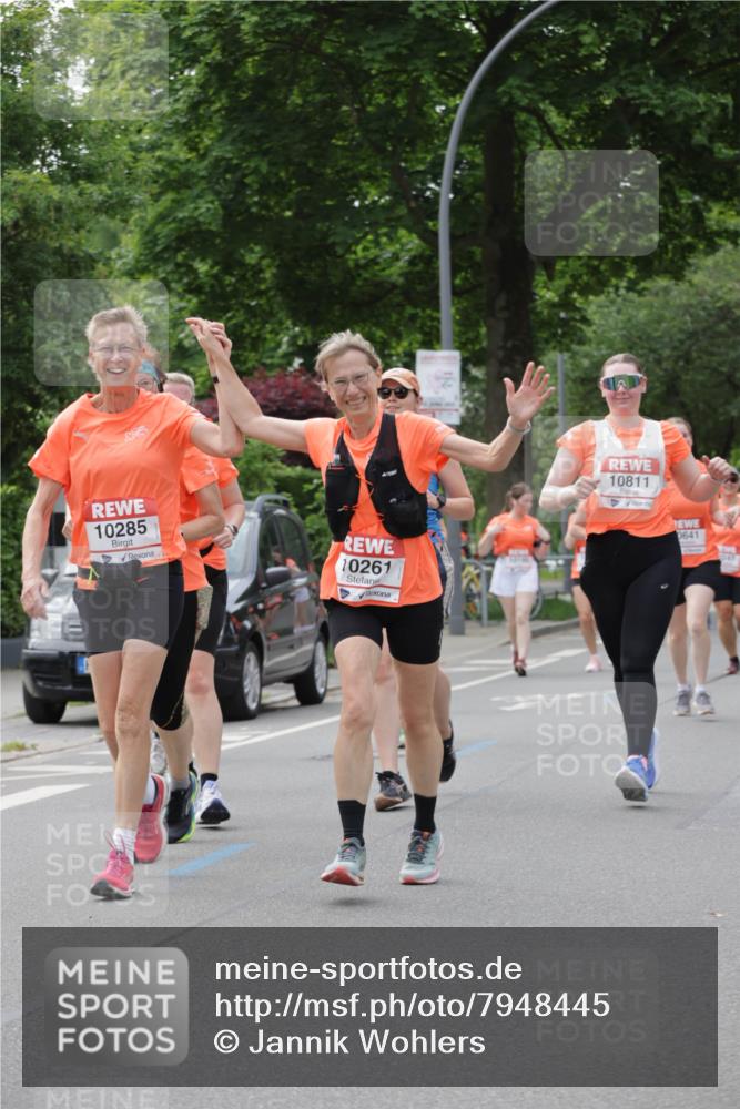 15.06.2025 - REWE Women's Run Jannik Wohlers http://msf.ph/oto/7948445 15.06.2025 08:31:05 Laufen 10285, 10261, 10811, 0641 meine-sportfotos.de