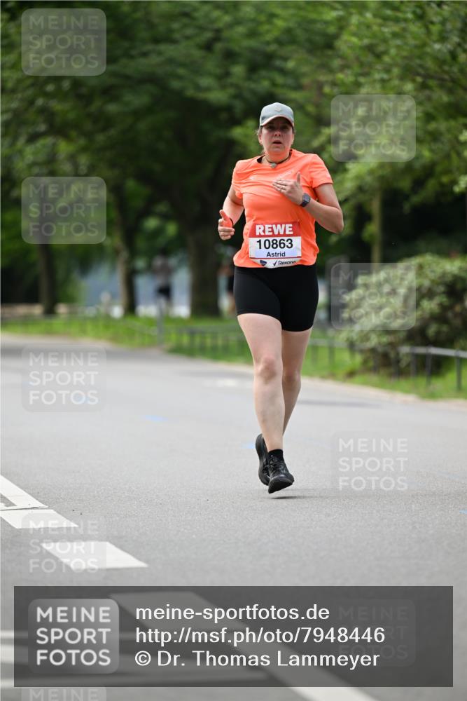 15.06.2025 - REWE Women's Run Dr. Thomas Lammeyer http://msf.ph/oto/7948446 15.06.2025 09:24:57 Laufen 10863 meine-sportfotos.de