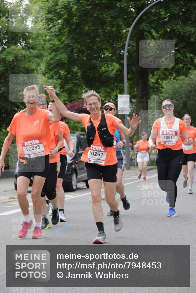 15.06.2025 - REWE Women's Run Jannik Wohlers http://msf.ph/oto/7948453 15.06.2025 08:31:05 Laufen 10285, 10261, 10811 meine-sportfotos.de