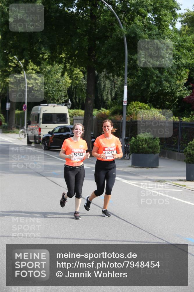 15.06.2025 - REWE Women's Run Jannik Wohlers http://msf.ph/oto/7948454 15.06.2025 09:46:55 Laufen 10277, 10752, 8310 meine-sportfotos.de