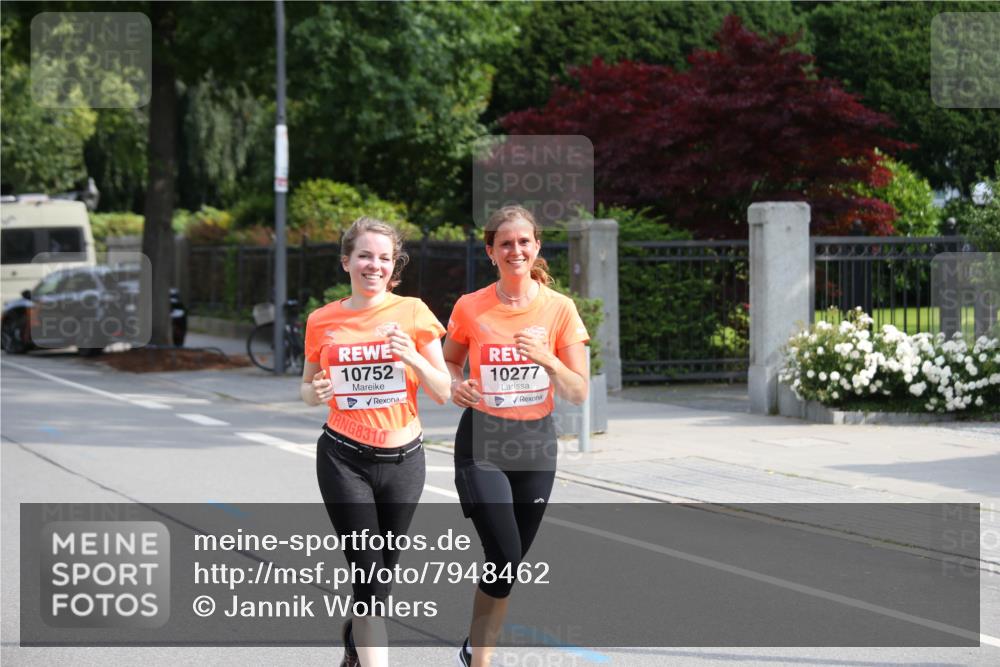 15.06.2025 - REWE Women's Run Jannik Wohlers http://msf.ph/oto/7948462 15.06.2025 09:46:57 Laufen 33, 10752, 8310, 10277 meine-sportfotos.de
