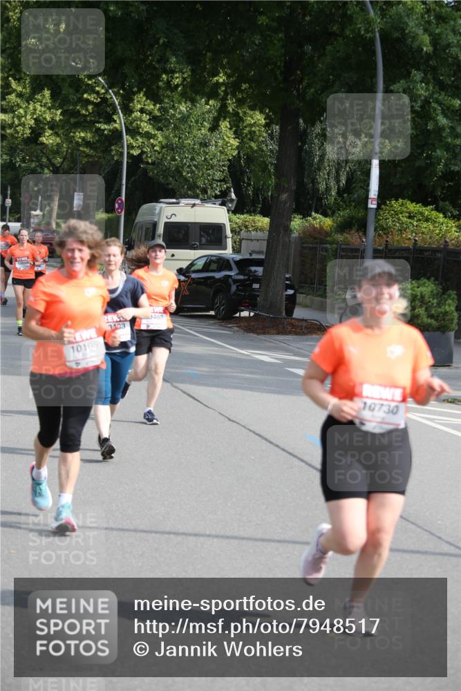15.06.2025 - REWE Women's Run Jannik Wohlers http://msf.ph/oto/7948517 15.06.2025 09:47:03 Laufen 1010, 10730 meine-sportfotos.de